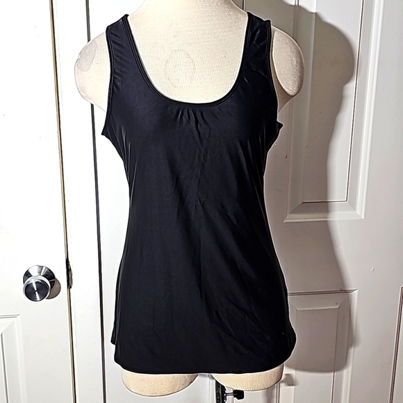 Tape measure black shapwear tank. Size XL. Great condition. - Picture 1 of 6